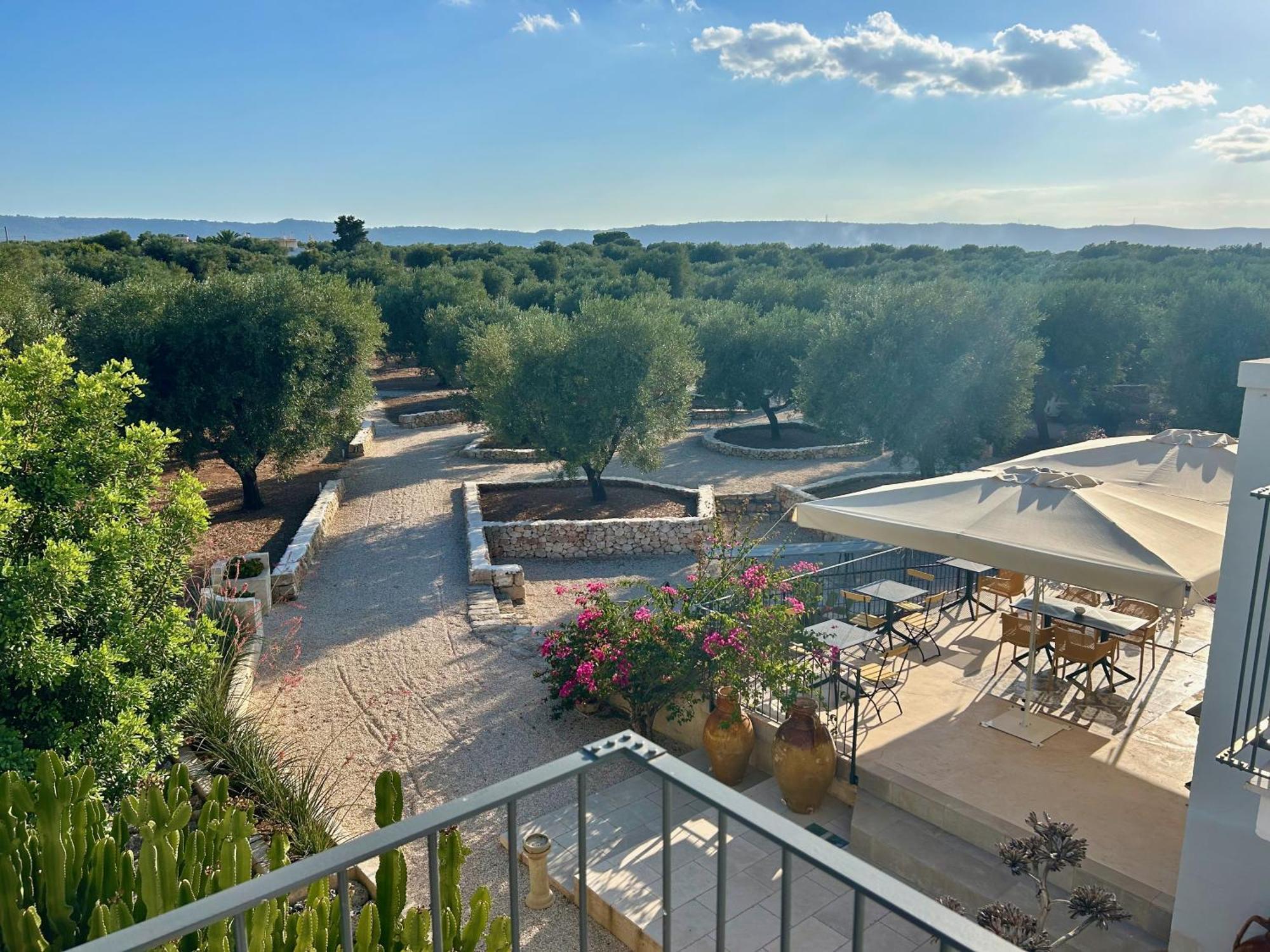 Boutique Hotel Masseria Sottomasi Savelletri Exterior photo
